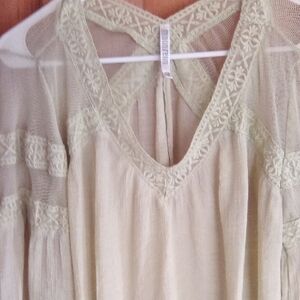 Elegant Lace Trim Blouse - Cream